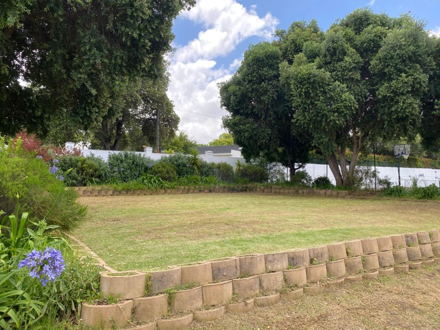 6 Bedroom Property for Sale in Constantia Western Cape